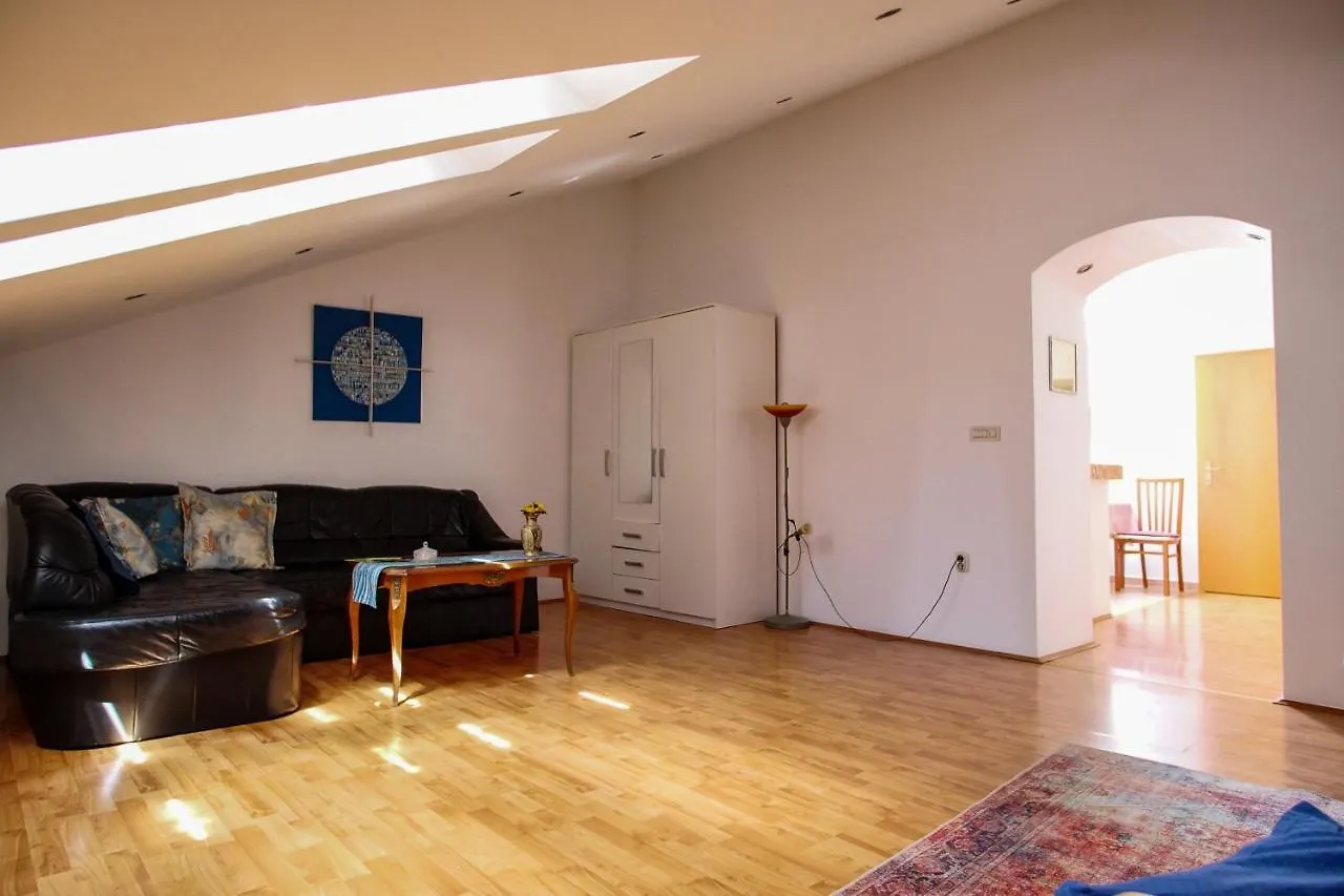 Amu Apartment Pula