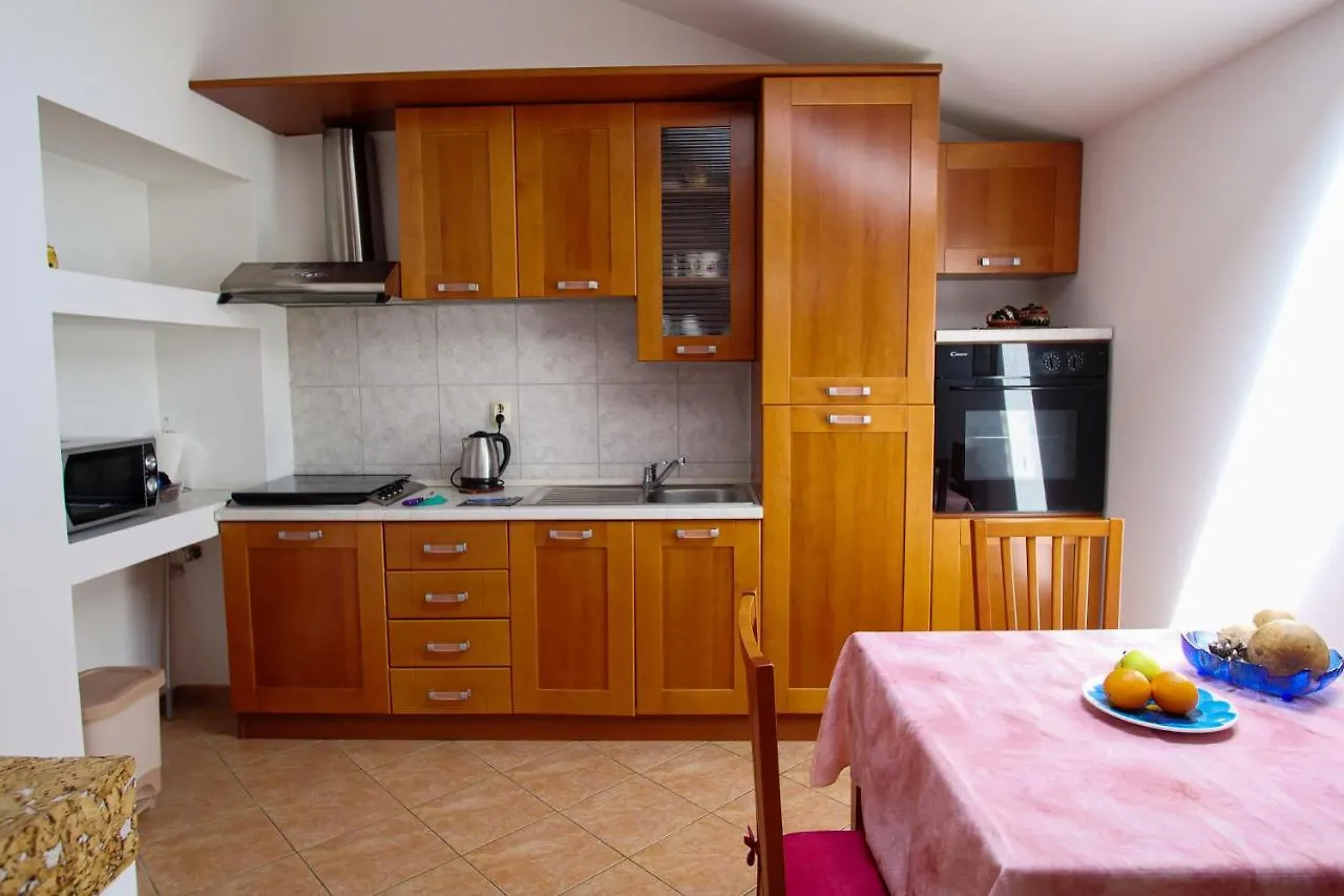 Amu Apartment Pula